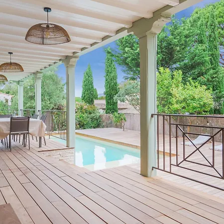 Maison St Tropez Dans Les Vignes