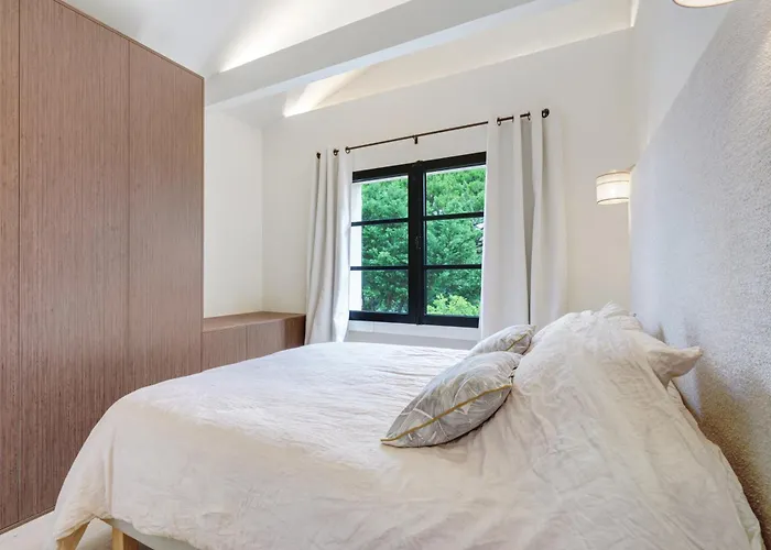 Maison St Tropez Dans Les Vignes Villa *