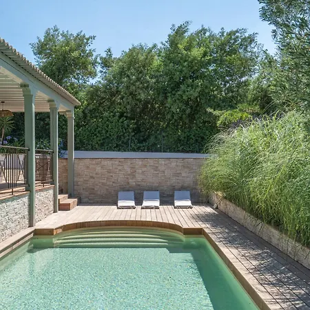 Maison St Tropez Dans Les Vignes Vila